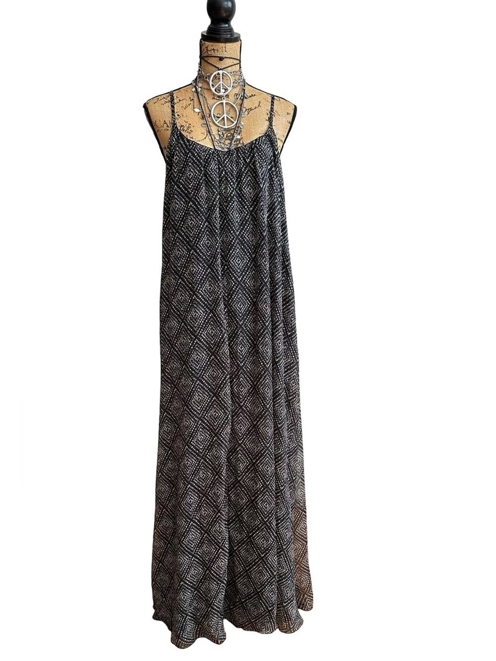 Jessica Simpson Black & White Geometric Maxi Skirt - SIZE L - LARGE - Picture 1 of 10